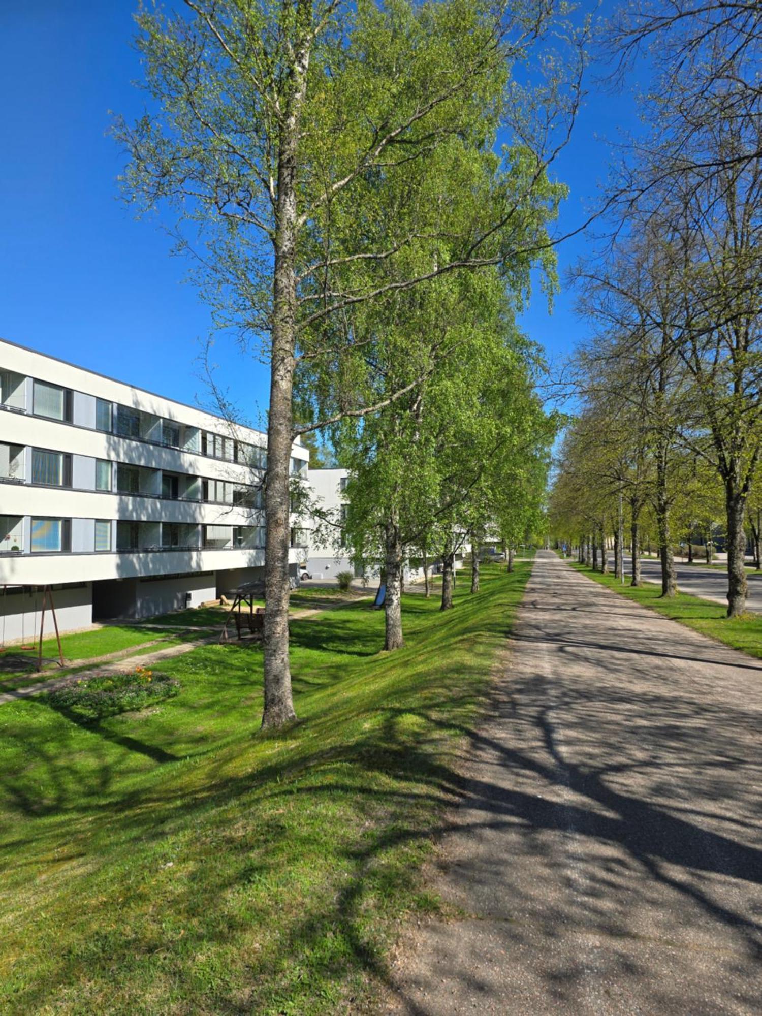 Avara Ja Kodikas Huoneisto Parvekkeella Apartman Heinola Kültér fotó